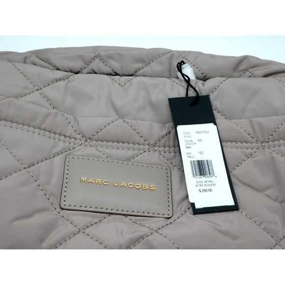Marc Jacobs Quilted Nylon Medium Weekender Travel Bag Bark New ML2306870 - Picture 16 of 16